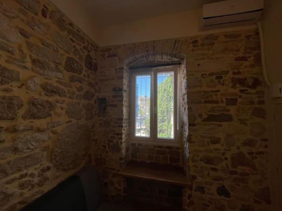 Q Apartments In Corfu Town 外观 照片