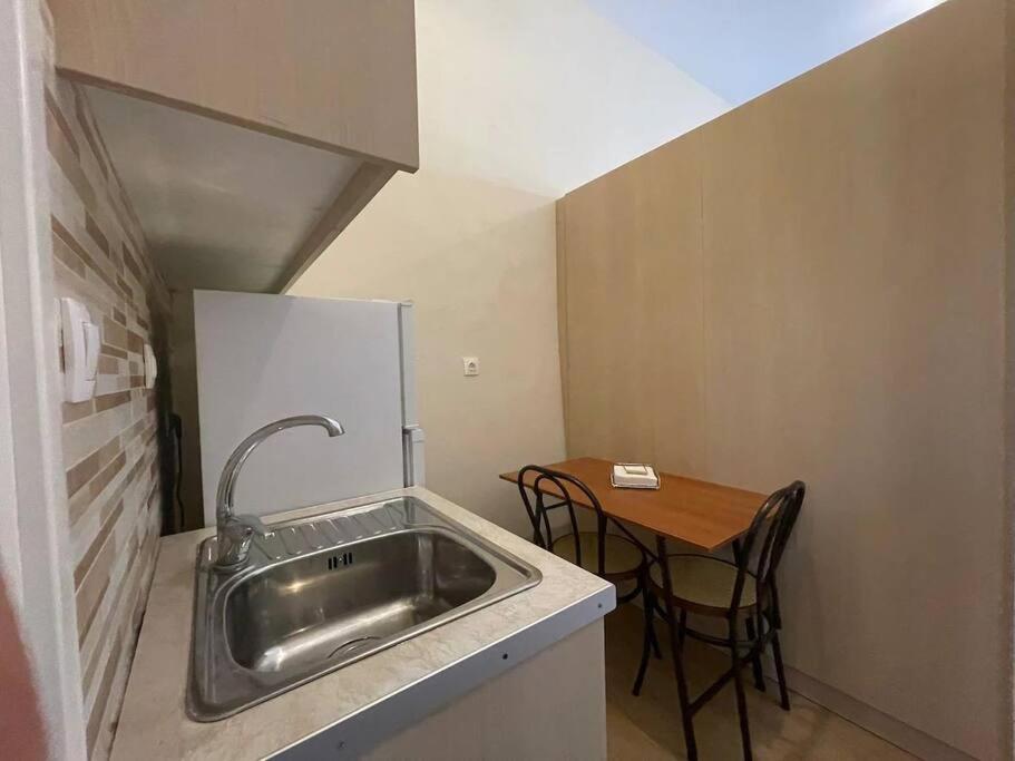 Q Apartments In Corfu Town 外观 照片